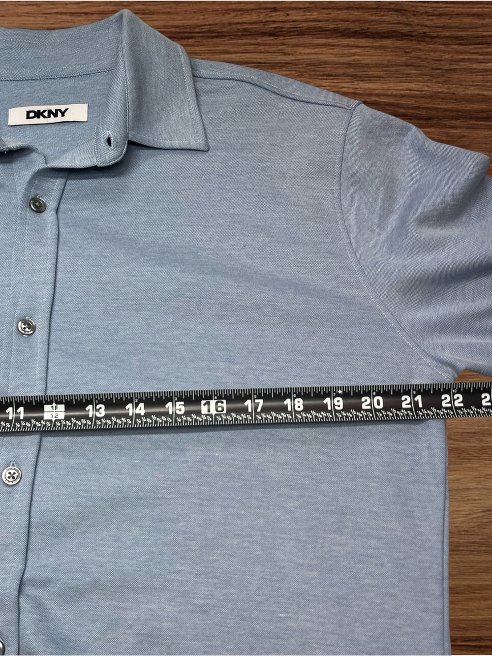 DKNY Men’s Blue Soft Stretch Button Down Shirt. Medium - Picture 4 of 10